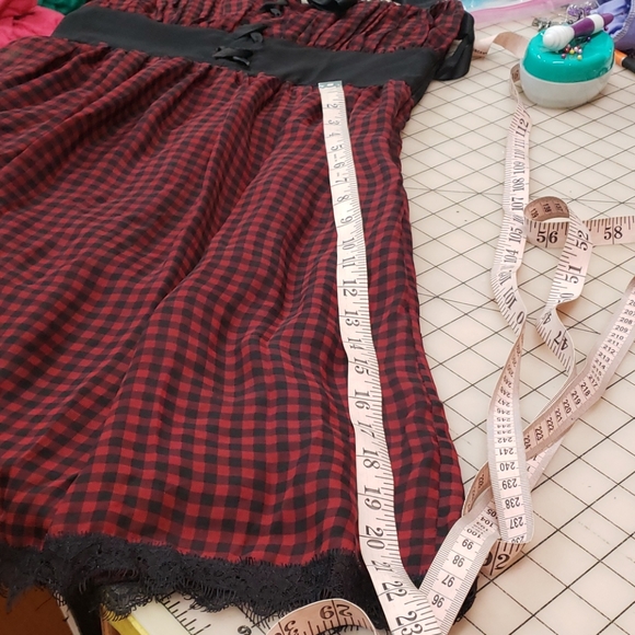 Red and black checkered dress - Picture 12 of 12